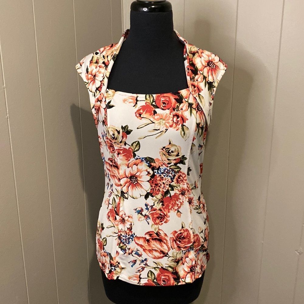 White House Black Market Small Square Curved Neck Panel Princess Seam Stretch